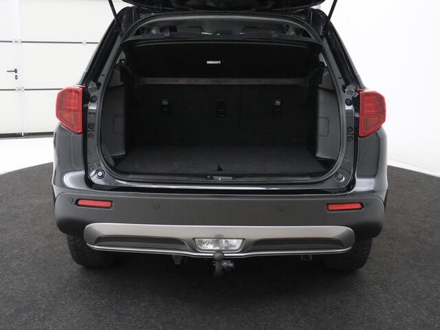 Suzuki VITARA 1.5 Hybrid Style | Trekhaak | Stoelverwarming | Adaptive cruise | Camera | Carplay | Leder/Alcantara | Full LED | Keyless | Navigatie | Climate control | Parkeerhulp
