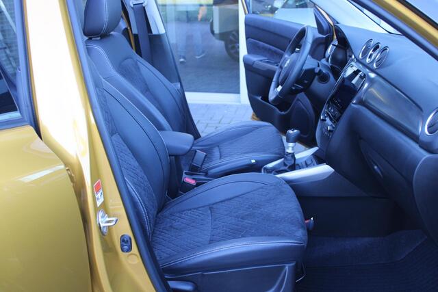 Suzuki VITARA 1.4 Boosterjet Style Smart Hybrid NL Auto/Trekhaak/Pano/TwoTone