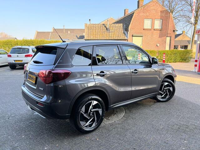 Suzuki VITARA 1.4 Boosterjet Style Smart Hybrid, pdc v+a, Navi