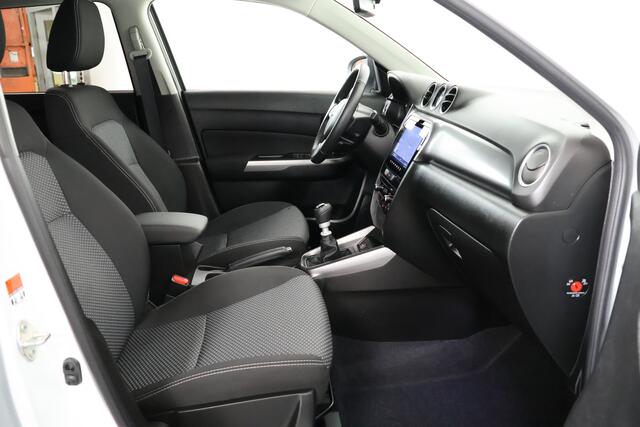 Suzuki VITARA 1.4 Boosterjet Comfort Smart Hybrid / Navi / CarPlay / ACC / Cam