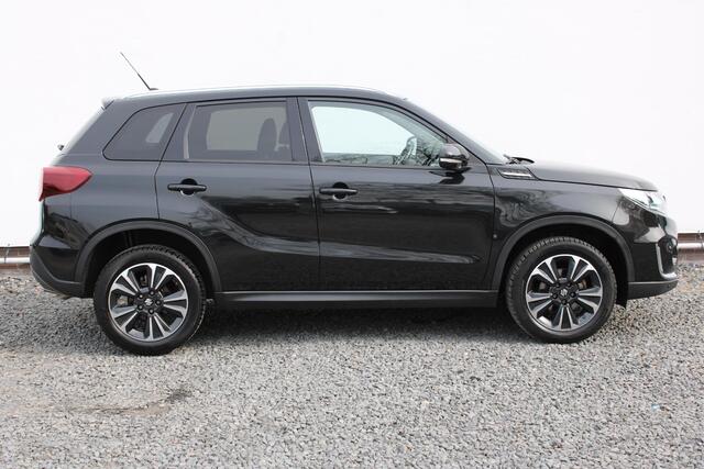 Suzuki VITARA 1.4 Boosterjet Style Smart Hybrid ORG NL, 1e Eig. en Dealer onderhouden, Stijl uitvoering!