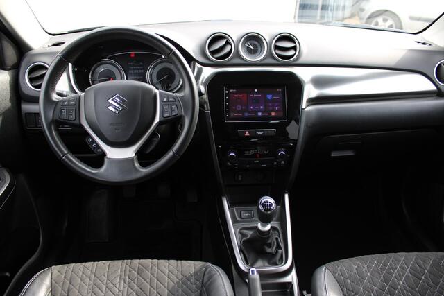 Suzuki VITARA 1.4 Boosterjet Style Smart Hybrid ORG NL, 1e Eig. en Dealer onderhouden, Stijl uitvoering!