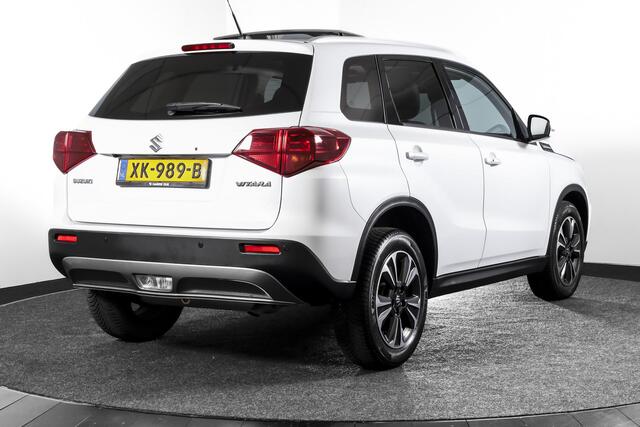 Suzuki VITARA 1.4 Boosterjet Stijl 140 PK - Automaat Org. NL | S/K-Panodak | Adapt. Cruise | Stoelverw. | PDC | Camera | NAV + App. Connect | ECC | LM 17" |