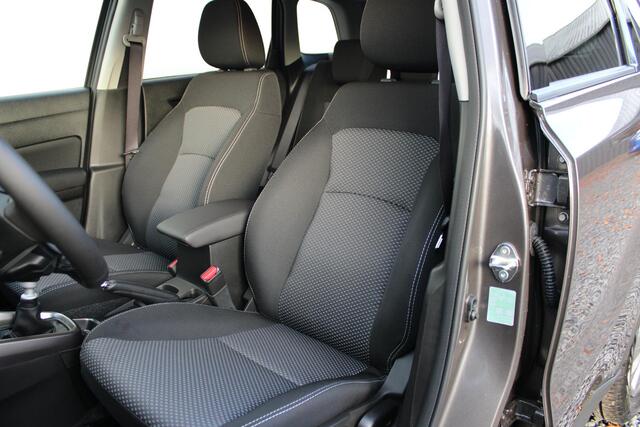 Suzuki VITARA 1.4 Boosterjet Select Smart Hybrid Nieuwe Facelift model met Draadloos Carplay, Nieuwe Auto!!