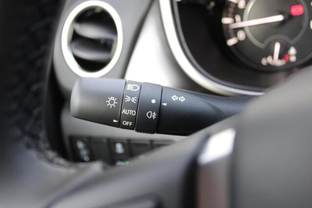 Suzuki VITARA 1.4 Boosterjet Select Smart Hybrid Nieuwe Facelift model met Draadloos Carplay, Nieuwe Auto!!