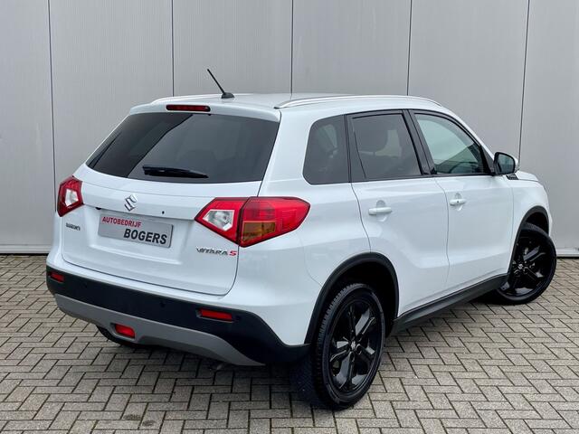 Suzuki VITARA 1.4 S Automaat Navigatie, Climate Control, Adaptive Cruise Control, 17"Lm, Achteruitrijcamera, Keyless