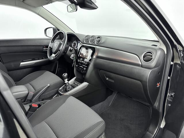 Suzuki VITARA 1.4 Boosterjet Select Smart Hybrid 1200kg Trekgewicht | Stoelverwarming | Cruise Control Adaptief | Parkeercamera | Climate Control |