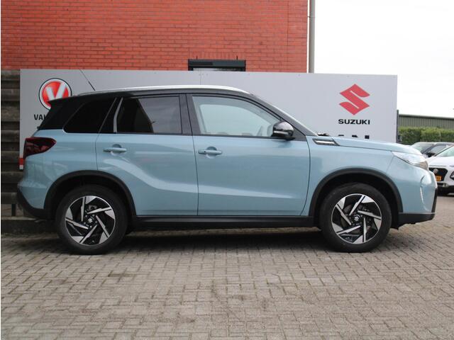 Suzuki VITARA 1.4 Boosterjet Style Smart Hybrid Panoramadak, Navigatie, Cruise Control Adaptief, Parkeersensoren Voor & Achter