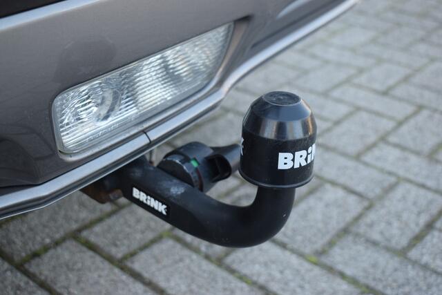 Suzuki VITARA 1.4 Boosterjet Style Smart Hybrid | Trekhaak | Camera | Sensoren | Stoelverwarming | Tot 10Jr. Suzuki-Garantie