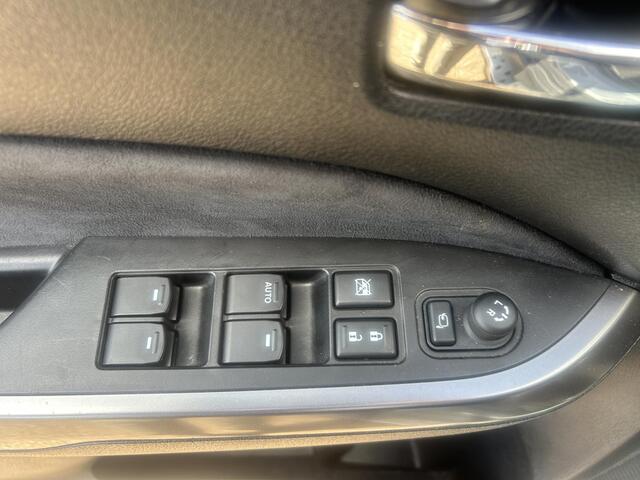 Suzuki VITARA 1.4 Boosterjet Style Smart Hybrid 1500kg trekgewicht|