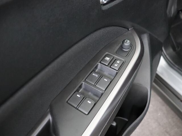 Suzuki VITARA 1.4 Boosterjet Select Smart Hybrid | BTW Voertuig | Stoelverwarming | Dealeronderhouden |