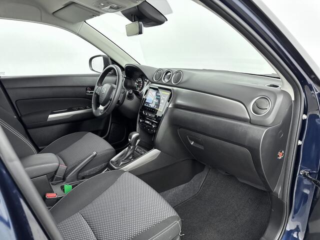 Suzuki VITARA 1.5 Hybrid Select Automaat | Metaallak | Stoelverwarming | Parkeercamera | LM-Velgen