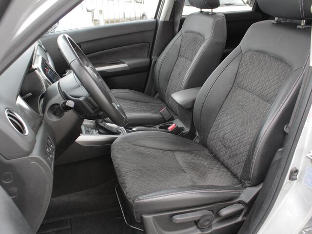Suzuki VITARA 1.4 Boosterjet Style Smart Hybrid Automaat | Navi | Adap. Cruise | Camera | Schuifdak