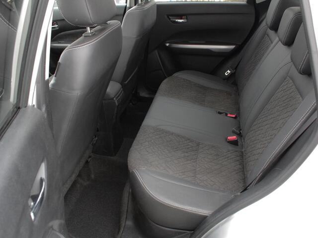 Suzuki VITARA 1.4 Boosterjet Style Smart Hybrid Automaat | Navi | Adap. Cruise | Camera | Schuifdak