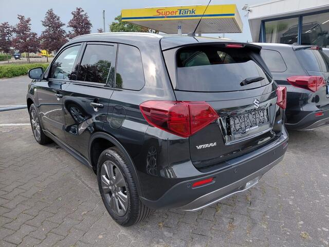 Suzuki VITARA 1.4 SELECT SMART HYBRID CARPLAY CAMERA NAVI ADD. CUISE