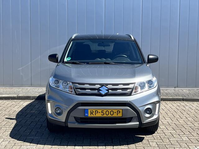 Suzuki VITARA 1.6 Exclusive Bi-Tone NL Auto Trekhaak Navi Stoel Verwarming 1200KG Treklast