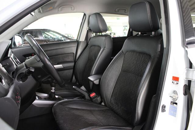 Suzuki VITARA 1.4 Boosterjet Style Smart Hybrid / Camera / Led verlichting / Navigatie / Adaptive cruise control /