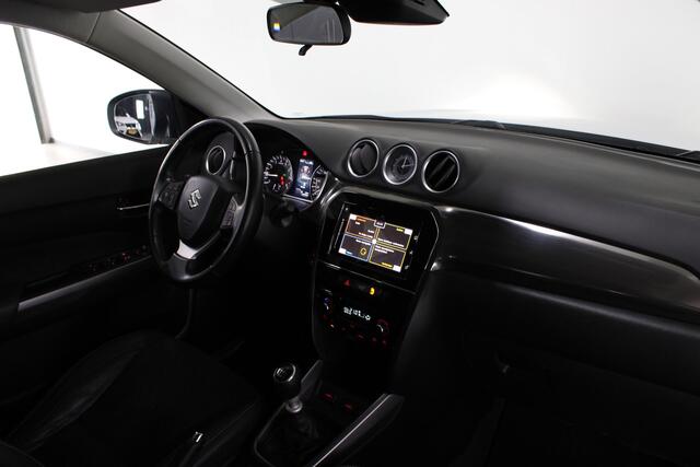 Suzuki VITARA 1.4 Boosterjet Style Smart Hybrid / Camera / Led verlichting / Navigatie / Adaptive cruise control /