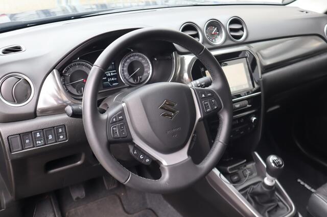Suzuki VITARA 1.4 BoosterJet Style Rhino Edition Trekhaak | Treeplanken