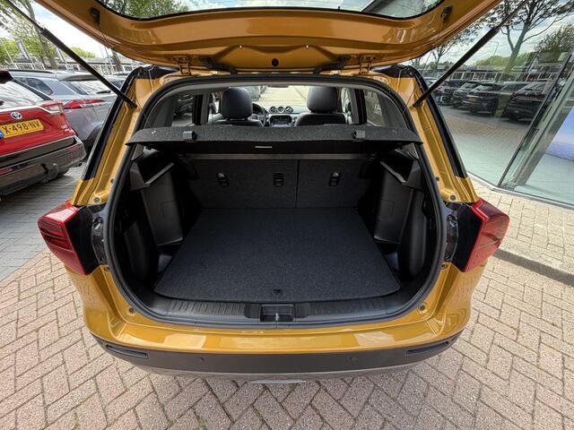 Suzuki VITARA 1.4 Boosterjet Style Smart Hybrid 129PK | Panoramadak | Half-leder | Climate Control | Adaptieve Cruise Control