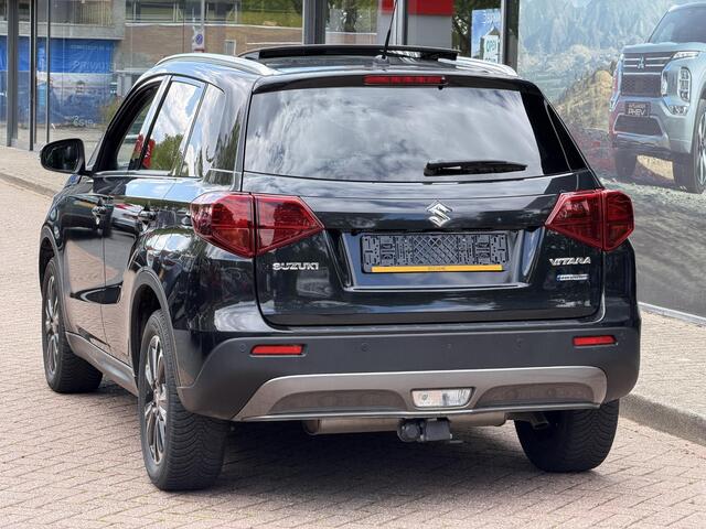 Suzuki VITARA 1.4 Boosterjet Style Smart Hybrid 129PK | Panoramadak | Half-leder | Navigatie | Climate Control | Adaptieve Cruise Control | Afn. Trekhaak