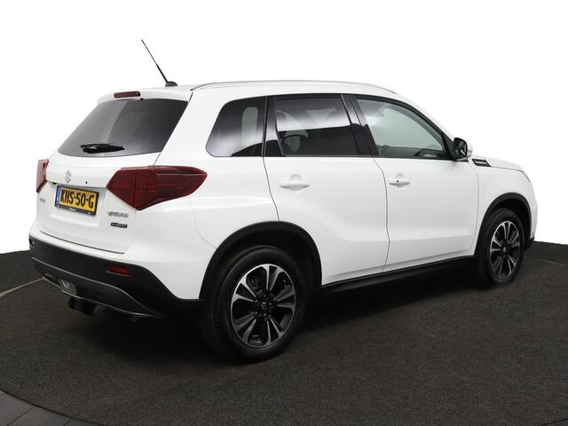 Suzuki VITARA 1.5 Hybrid Style AllGrip | 4 Wheel Drive | Panoramadak | Keyless | Apple Carplay | Privacy Glass | Navigatie |