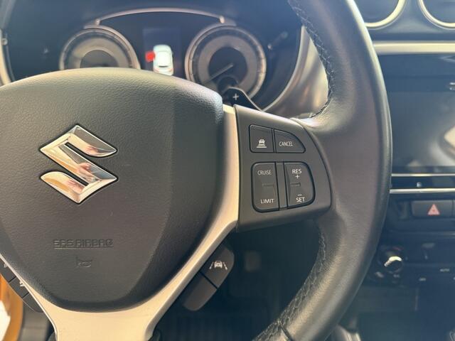 Suzuki VITARA 1.5 Hybrid Select Automaat ( weinig kilometer, zeer compleet )