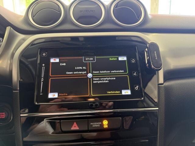 Suzuki VITARA 1.5 Hybrid Select Automaat ( weinig kilometer, zeer compleet )
