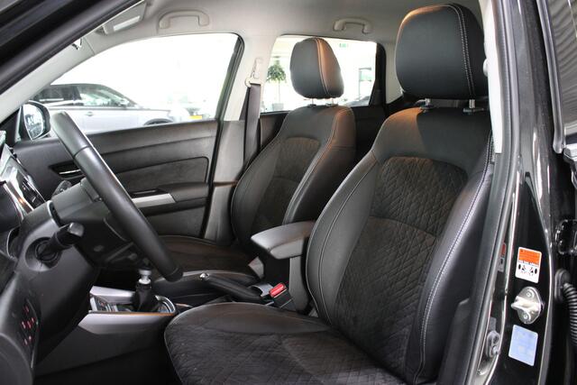 Suzuki VITARA 1.4 Boosterjet Style Smart Hybrid / Camera / Led verlichting / Navigatie / Adaptive cruise control /