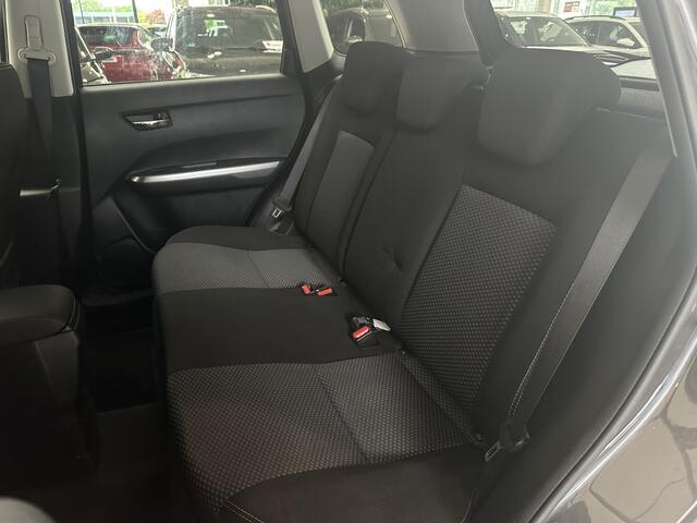 Suzuki VITARA 1.5 Hybrid Select [ ALL-SEASON BANDEN | CARPLAY | CLIMA I NAVI ]