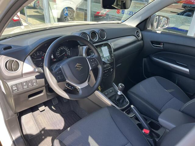 Suzuki VITARA 1.4 Boosterjet Select Smart Hybrid | 2026 model | Afneembare Trekhaak 13-P | Lage km stand! | NL-Auto |