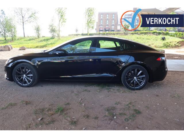 Tesla MODEL S 75D met twee sets velgen