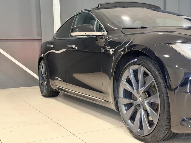 Tesla MODEL S 75D Base | Panorama dak | SOH 84% | Leder |