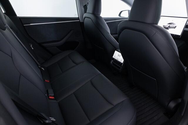 Tesla Model 3 Long Range AWD 78 kWh | Trekhaak | PANORAMADAK