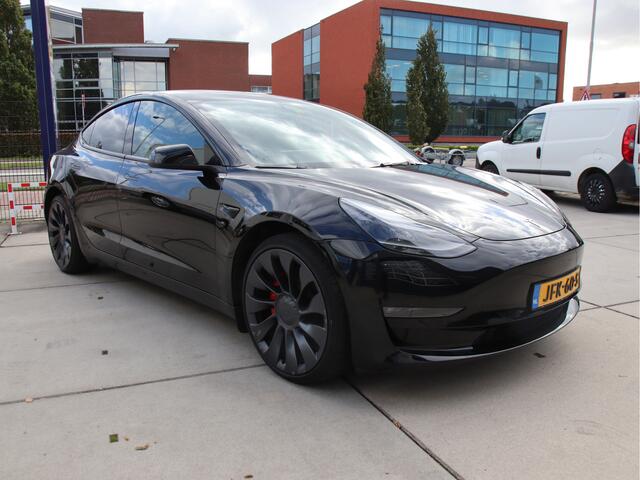 Tesla Model 3 Performance AWD 82kWh Autopilot, Warmtepomp, Pano, VOL opties Aanbieding!