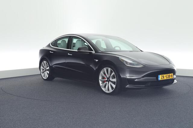 Tesla Model 3 Performance AWD 462pk 75 kWh Wit interieur Navigatie