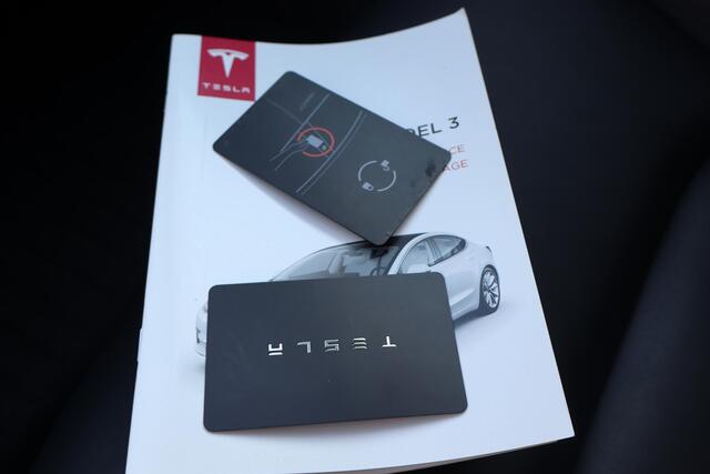 Tesla Model 3 Long Range AWD 75 kWh Autopilot, Lederen interieur, Stoelverwarming, Panoramadak, 360 camera, Zie foto's!