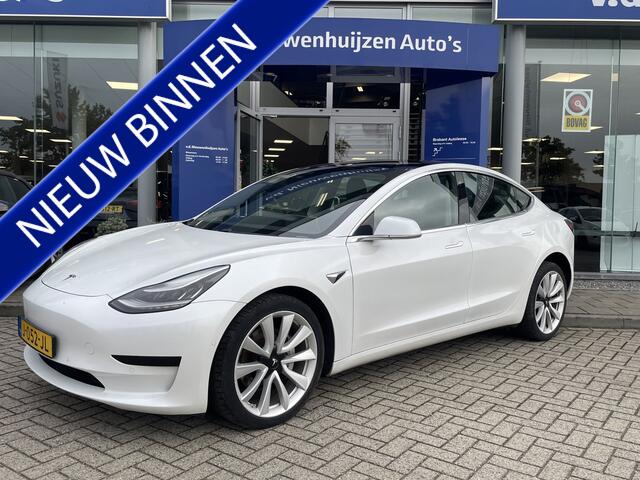 Tesla Model 3 Standard RWD Plus 60 kWh | Keyless entry | Lichtmetalen velgen 18" | Trekhaak |
