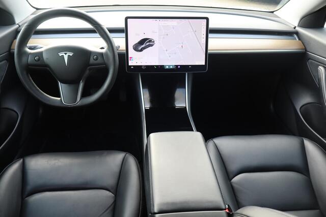 Tesla Model 3 Standard RWD Plus 60 kWh (¤14.864,- excl BTW), 90% SOH, 360 Camera, Autopilot, Trekhaak, Panoramadak