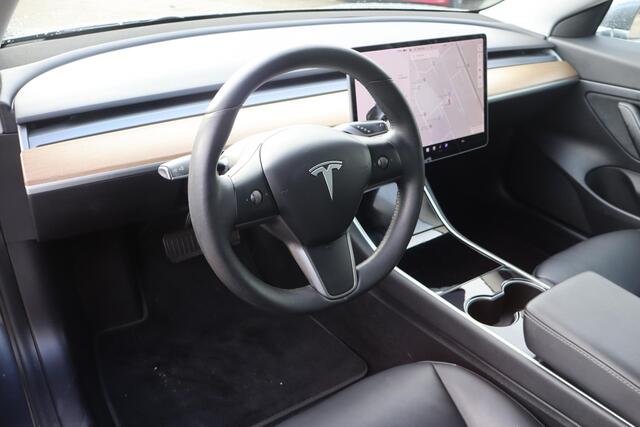 Tesla Model 3 Standard RWD Plus 60 kWh (¤14.864,- excl BTW), 90% SOH, 360 Camera, Autopilot, Trekhaak, Panoramadak