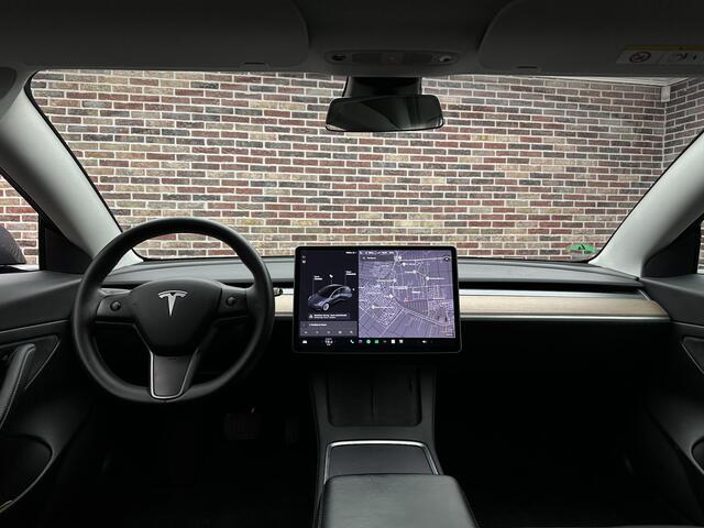 Tesla Model 3 Standard RWD Plus 60 kWh AutoPiloot Panorama Leer Elek Stoel