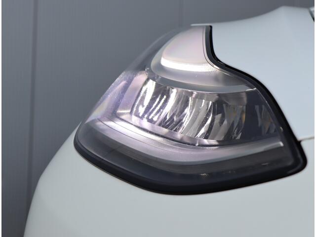 Tesla Model 3 Standard RWD Plus 60 kWh | Full Self Driving | Premium Audio