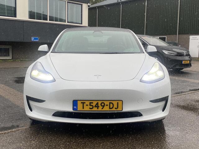 Tesla Model 3 Standard RWD Plus 60 kWh WARMTEPOMP| TESLA GARANTIE VOLLEDIG T/M 06-2027/80.000KM | AANDRIJFLIJN EN ACCU T/M 06-2031/192.000KM|