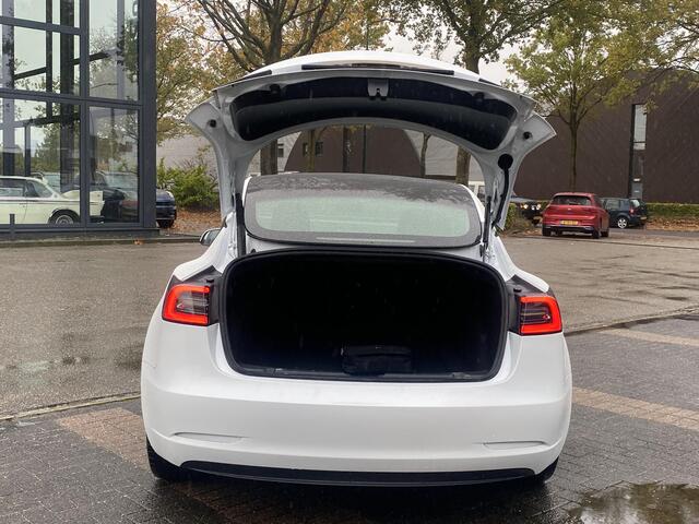 Tesla Model 3 Standard RWD Plus 60 kWh WARMTEPOMP| TESLA GARANTIE VOLLEDIG T/M 06-2027/80.000KM | AANDRIJFLIJN EN ACCU T/M 06-2031/192.000KM|