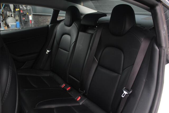 Tesla Model 3 Long Range AWD 75 kWh | AutoPilot | Trekhaak