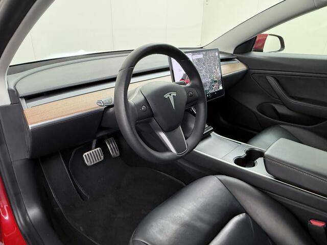 Tesla Model 3 Long Range AWD 75kWh 463PK 19"Lmv FSD-3 Computer Premium Audio AutoPilot Panoramadak Camera's Leer Adaptive-Cruise-Control+Stop&Go Pdc Dual-Ecc Dual-Motor Keyless 4WD Stoel en achterbank verwarming Elektr.Stoelen+Memory+Easy-Entry WiFi SOH 87% Fabrieksgar