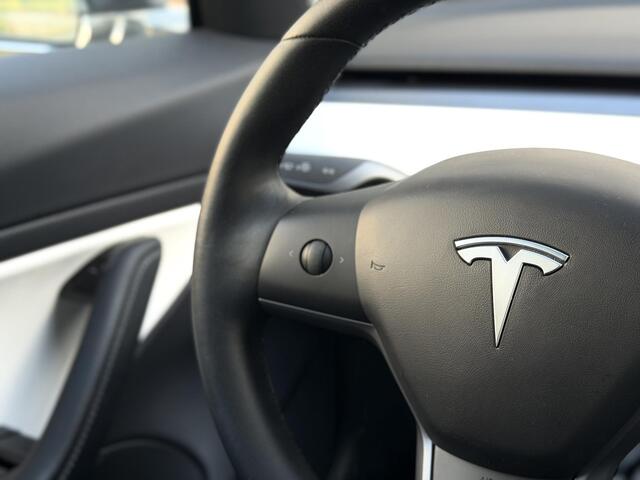Tesla Model 3 Performance AWD 75 kWh Midnight Silver Metallic