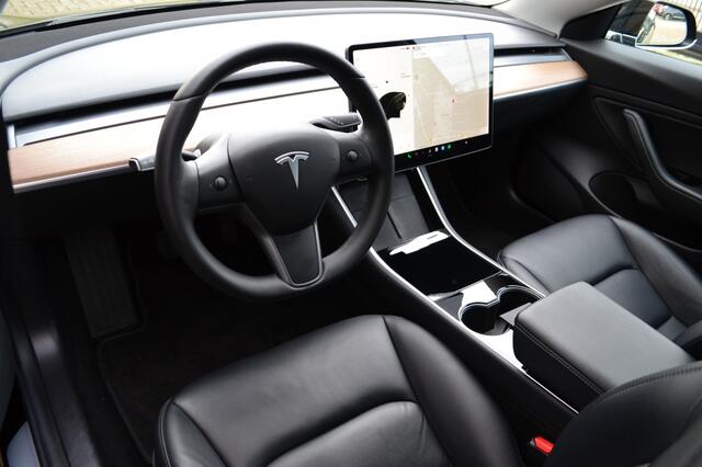 Tesla Model 3 Stnd.RWD Plus 60 kWh Camera/19'' inch/Pano/Leer