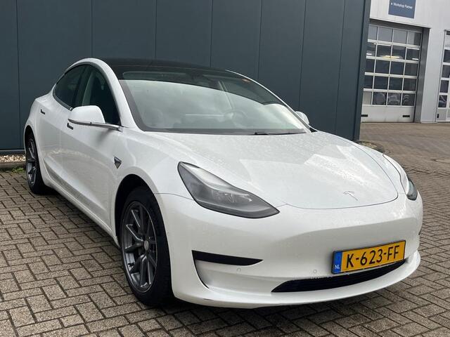 Tesla Model 3 Aut. Range Plus | Autopilot | Panorama | Leder |