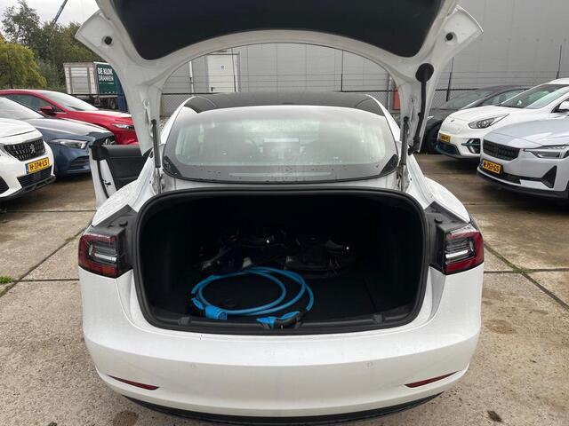 Tesla Model 3 Aut. Range Plus | Autopilot | Panorama | Leder |